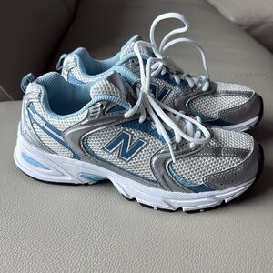 New Balance 530 Sneakers. Size 6.5 (24.5 cm) Excellent Condition